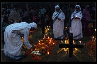 360 - HOLI LIGHT - MAJUMDAR TAPAS - india <div